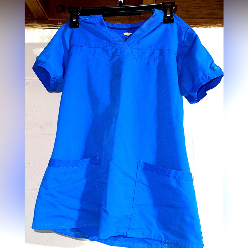 Scrub Top